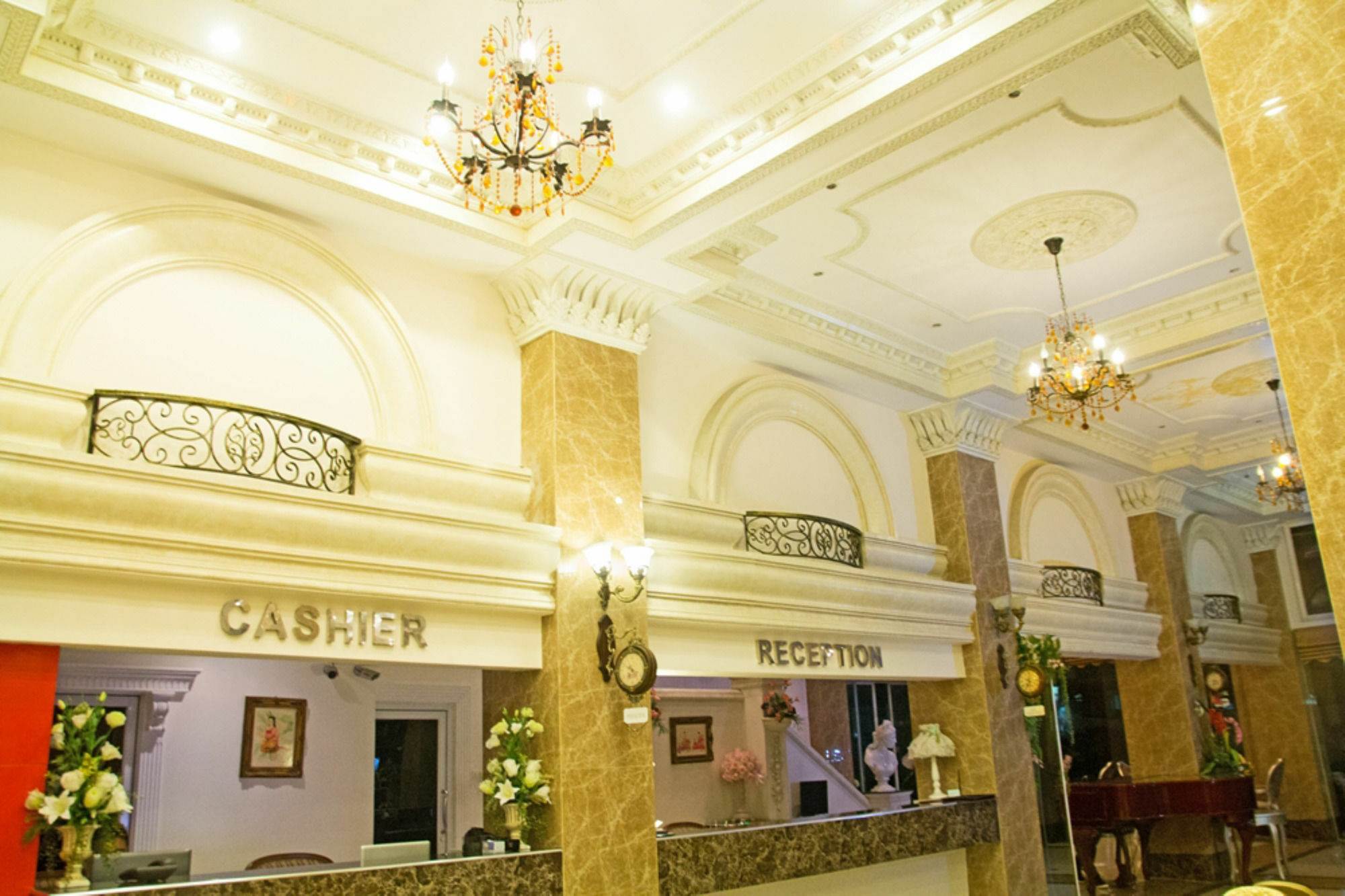 Pattaya International Lodge Exterior photo